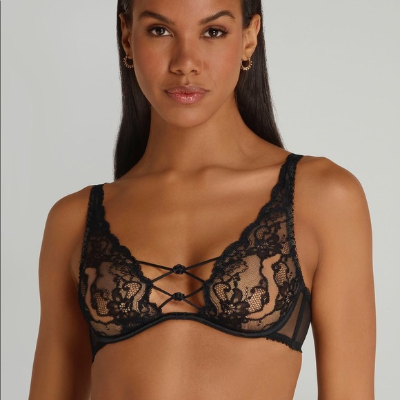 Zanah Plunge Underwired Bra 34C and Thong SZ 2 - Picture 2 of 7